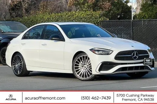 Mercedes-Benz Clase C 2023 C 300 Sedán 4 puertas