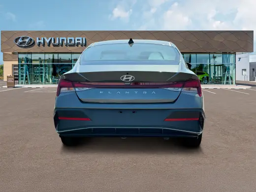 Hyundai ELANTRA 2025 SE 4dr Sedán