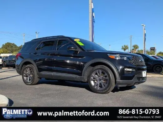 Ford Explorer 2022 con tracción en las cuatro ruedas XLT 4dr SUV