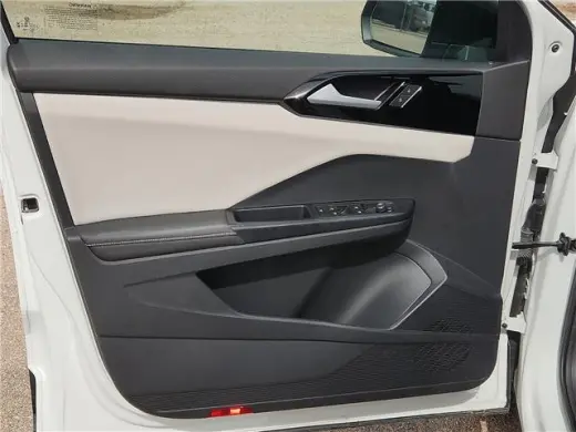 Volkswagen Taos 2025 S 4dr SUV