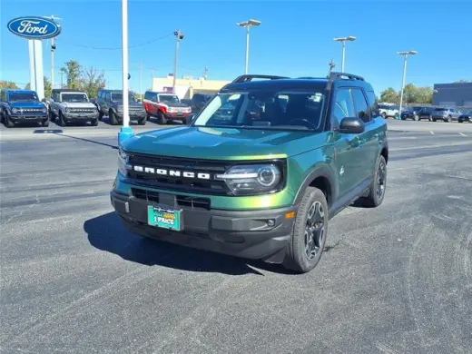 Ford Bronco Sport 2024 con transmisión automática a las cuatro ruedas Outer Banks 4dr SUV
