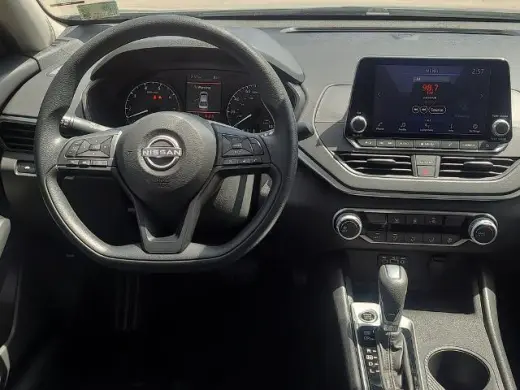 Nissan Altima 2025 2.5 S 4dr Sedan