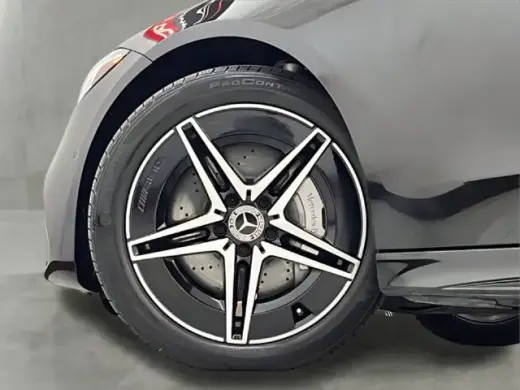 Mercedes-Benz Clase C 2023 C 300 Sedán de 4 puertas