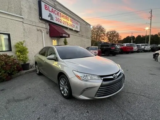 2017 Toyota Camry XLE Auto (Natl)