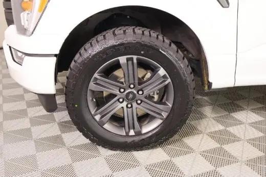 Ford F-150 2023 4x4 XLT 4dr SuperCrew 5.5 ft. SB