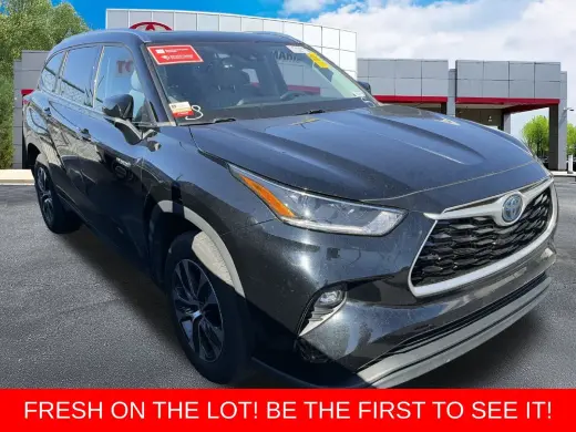 Toyota Highlander Hybrid 2021 XLE 4dr SUV