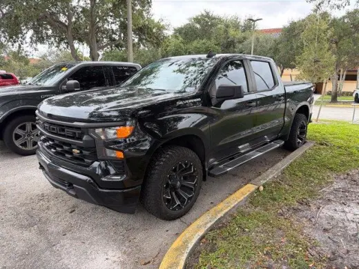Chevrolet Silverado 1500 2023 4x2 Custom 4dr Crew Cab 5.8 ft. SB