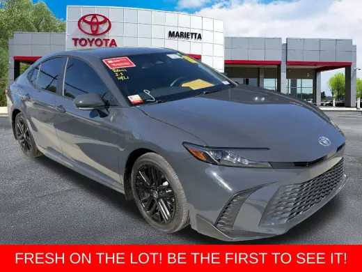 Toyota Camry 2025 SE 4dr Sedán