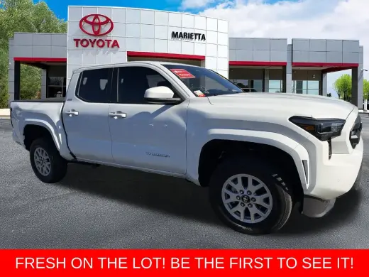 Toyota Tacoma 2024 4x2 SR5 4dr Double Cab con 5.0 ft SB