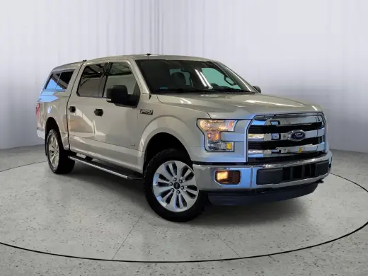 Ford F-150 2015 4x4 XLT 4dr SuperCrew con cabina de 5.5 ft.
