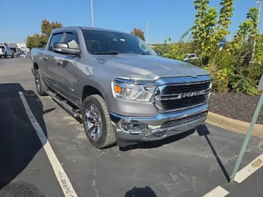 Ram 1500 2020 4x4 Big Horn 4dr Crew Cab con 5.6 ft. SB Pickup