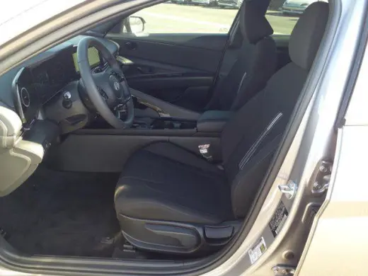 Hyundai ELANTRA Hybrid 2025 SEL Sport 4dr Sedan