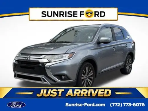Mitsubishi Outlander 2019 AWD LE 4 puertas SUV