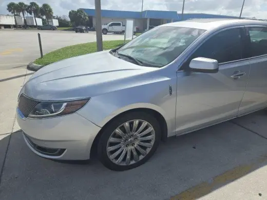 Lincoln MKS 2015 Sedán de 4 puertas