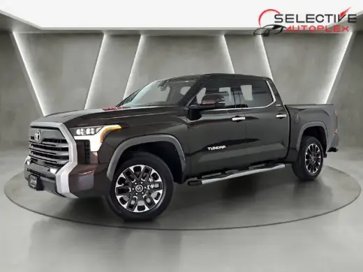 Toyota Tundra 2023 4x4 Limited 4dr CrewMax Cab Pickup SB