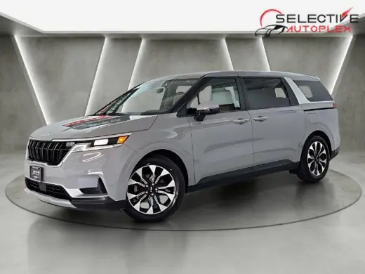 Kia Carnival 2024 EX 4 puertas Minivan