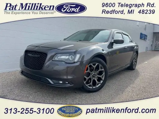 Chrysler 300 2015 AWD S 4dr Sedán