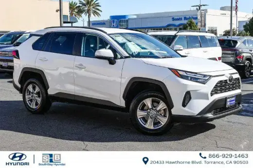 Toyota RAV4 2025 AWD XLE 4dr SUV