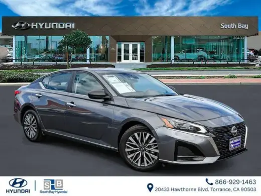 Nissan Altima 2025 2.5 SV 4dr Sedán