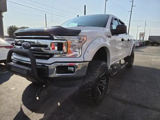 Ford F-150 2020 4x4 XL 4 puertas SuperCrew 6.5 pies. SB