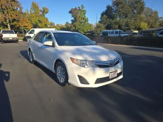 Toyota Camry 2013 LE 4dr Sedán
