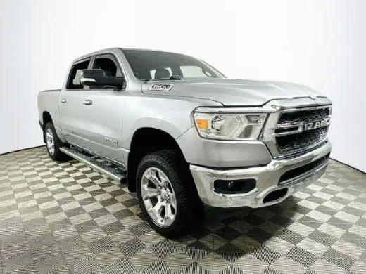 Ram 1500 2022 4x4 Big Horn Cabina Crew 5.6 ft. SB Pickup de 4 puertas