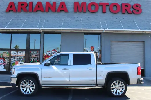 GMC SIERRA 1500 CABINA CREW 2018