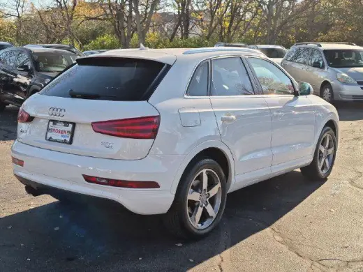 Audi Q3 2015 AWD 2.0T quattro Premium Plus SUV 4 puertas