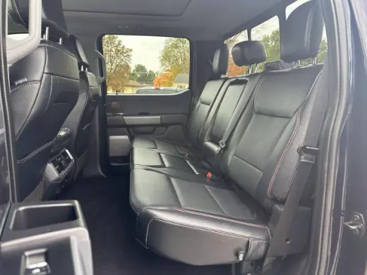 Ford F-150 2023 4x4 Lariat 4dr SuperCrew 5.5 ft. SB