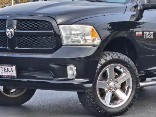 Ram 1500 2014 4x4 Express 4dr Crew Cab 5.5 ft. SB Pickup
