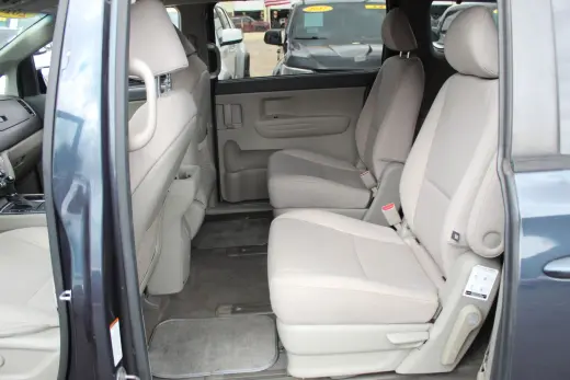 2016 Kia SEDONA