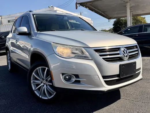 2011 VOLKSWAGEN TIGUAN