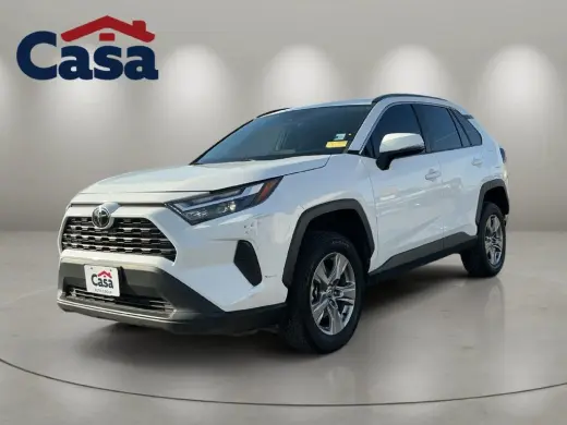 Toyota RAV4 2024 XLE 4dr SUV