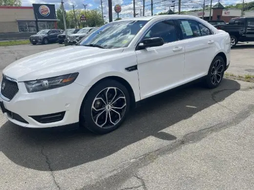 Ford Taurus 2018 AWD SHO 4dr Sedan