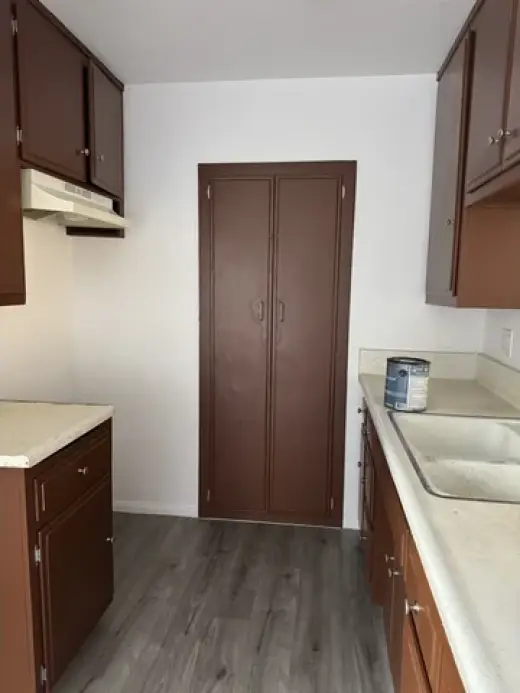 South Gate-2BR,1.5Bath, 2Park