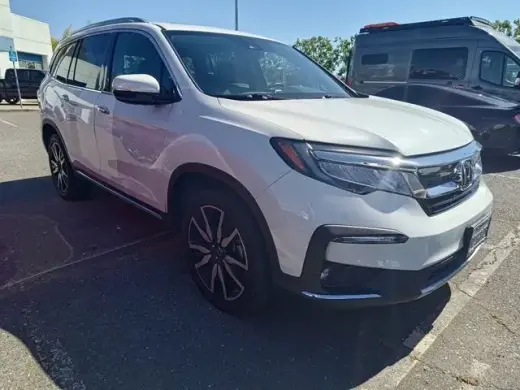 Honda Pilot 2020 AWD Touring 4dr SUV w/Rear Captain's Chairs