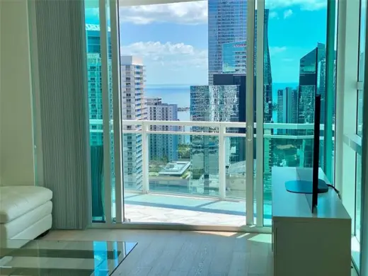 Propiedad en alquiler con 2 habitaciones y 2.5 baños en Miami