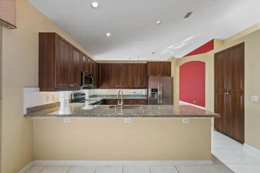 Propiedad en alquiler con 3 habitaciones y 3 baños en Lake Worth