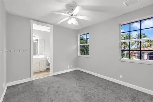 Propiedad en alquiler con 5 habitaciones y 4.5 baños en Coral Springs