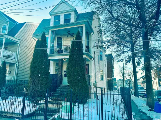 Propiedad en alquiler con 2 habitaciones y 1 baño en Newark