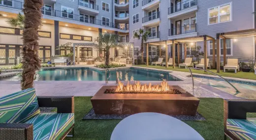 Propiedad en alquiler con 0 habitaciones y 1 baño en Austin