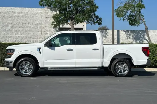 Ford F-150 2025 4x2 XLT 4dr SuperCrew 5.5 ft. SB