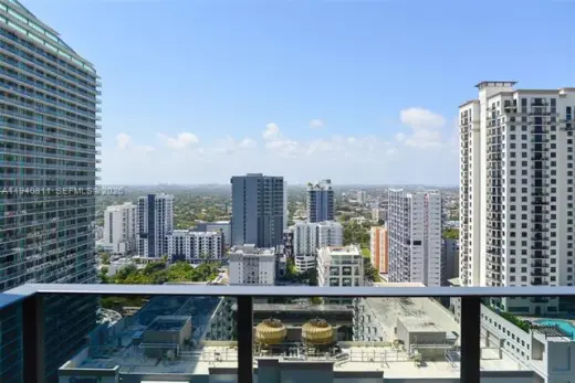 Propiedad en alquiler con 1 dormitorio y 1.5 baños en Miami