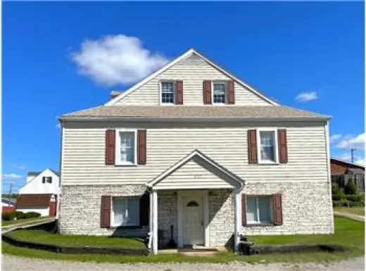 Propiedad en alquiler con 2 habitaciones y 1 baño en Follansbee