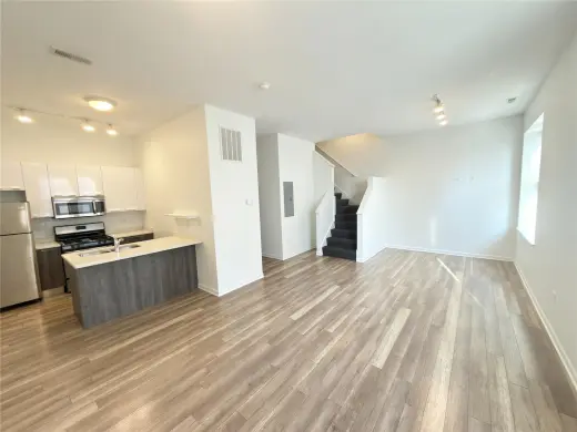 Propiedad en alquiler con 3 habitaciones y 2.5 baños en Chicago