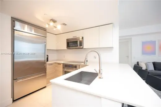 Propiedad en alquiler con 1 dormitorio y 1.5 baños en Miami