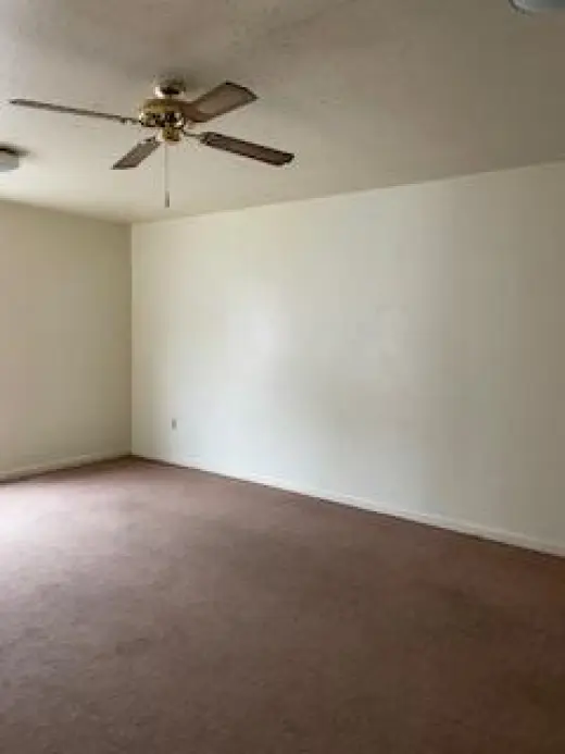 Propiedad en alquiler con 2 habitaciones y 1 baño en Marshall