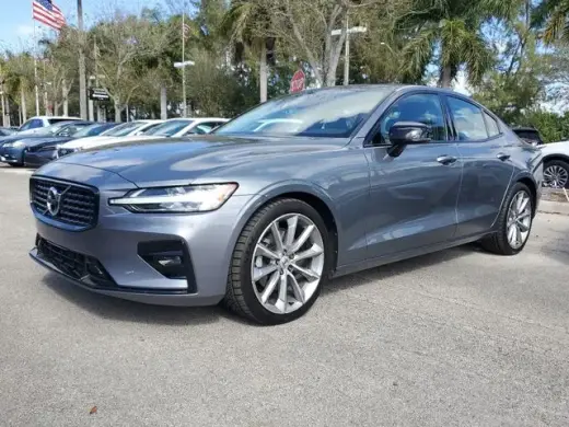 Volvo S60 2021 AWD T5 Momentum 4dr Sedan