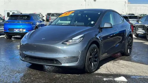 Tesla Model Y 2023 AWD Long Range 4dr Crossover