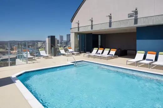 Propiedad en alquiler con 0 habitaciones y 1 baño en Austin